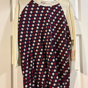 LuLaRoe Long Sleeve Top - Red and Cream Star Pattern